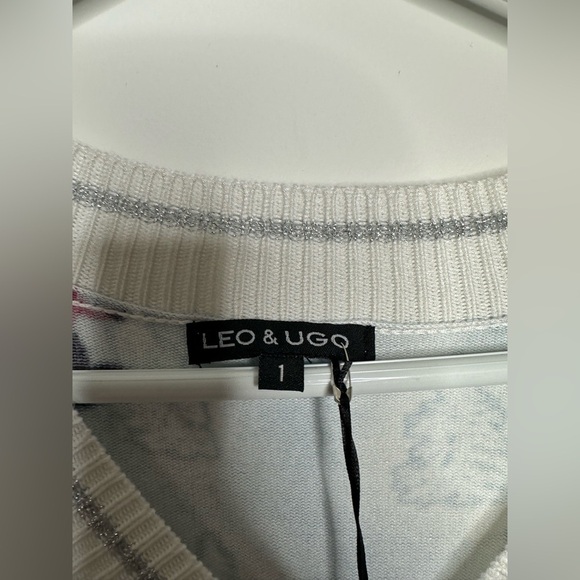 NWT Leo & Ugo $320 Winter Ski Scene Sweater – V-Neck, Light Blue, Size Small - Picture 10 of 10